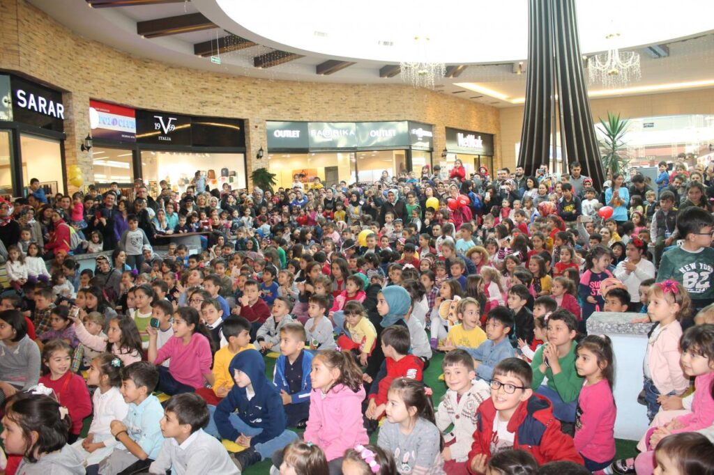 ‘RAFADAN TAYFA’ İZDİHAMI ‘RAFADAN TAYFA’ İZDİHAMI