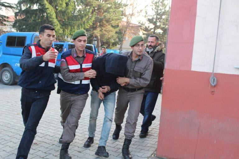 PARALAR DA SAHTEYMİŞ