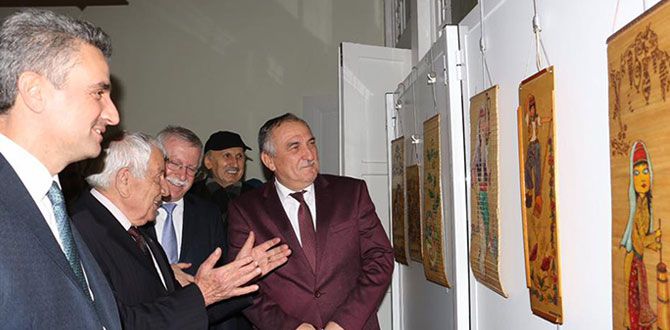 ‘KIZIM VE BEN’ SERGİSİ AÇILDI ‘KIZIM VE BEN’ SERGİSİ AÇILDI