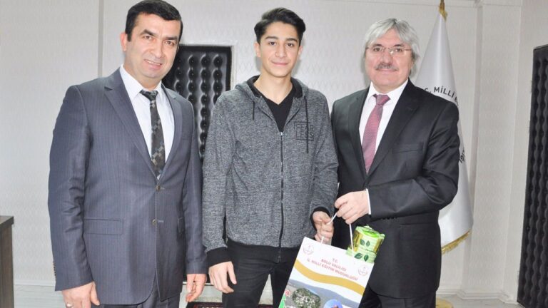 DÜNYA ŞAMPİYONUNDAN CENGİZ’E ZİYARET