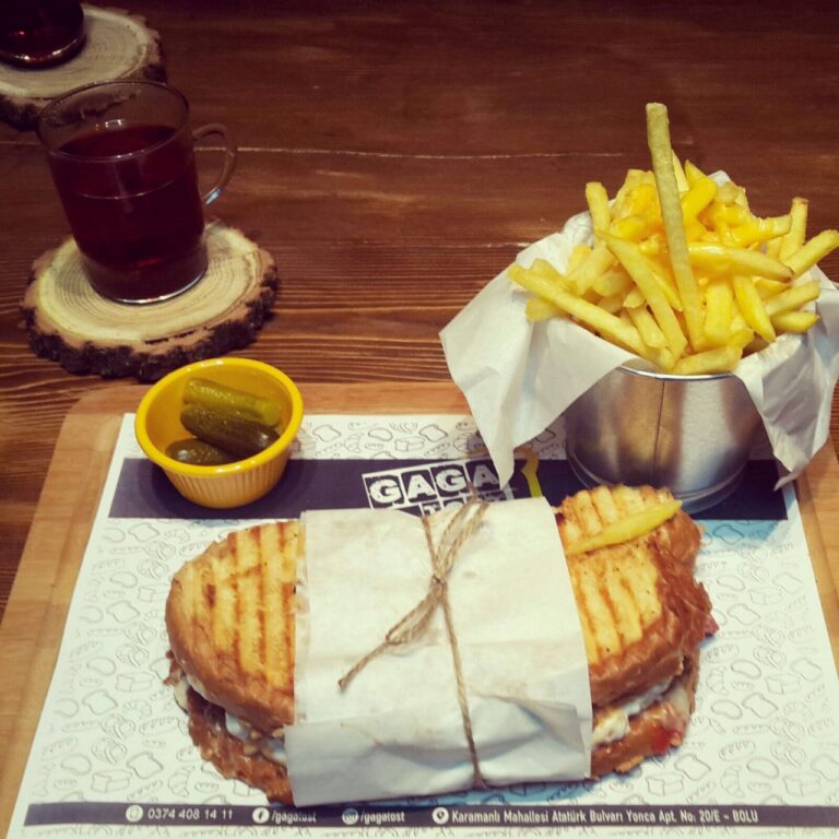 GAGA TOST