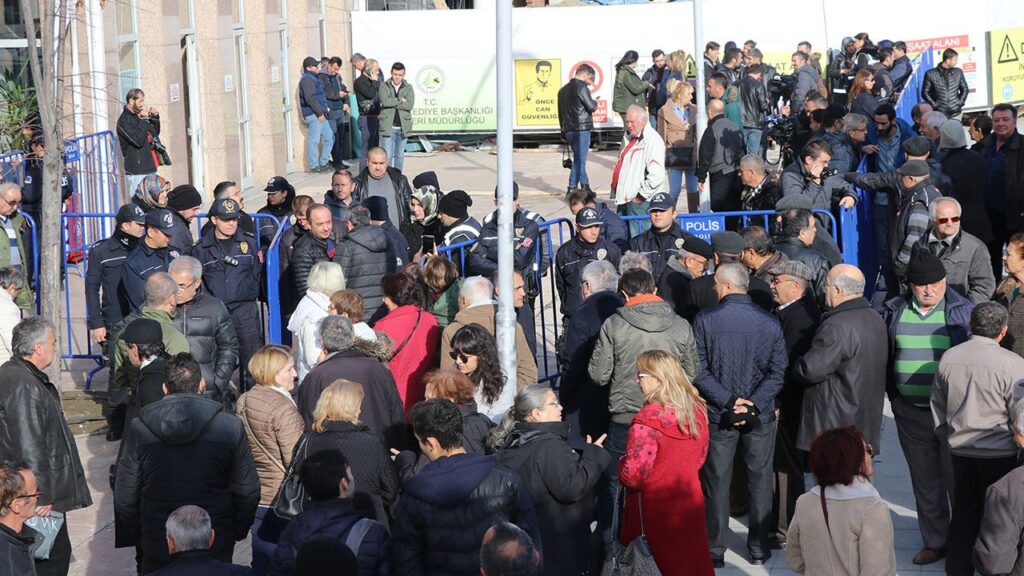 TARTIŞMALI İHALE SONUÇLANDI TARTIŞMALI İHALE SONUÇLANDI