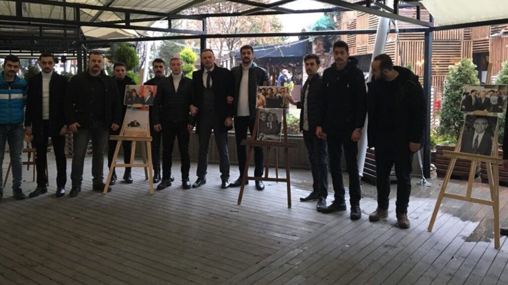 ÜLKÜ OCAKLARINDAN TÜRKEŞ SERGİSİ ÜLKÜ OCAKLARINDAN TÜRKEŞ SERGİSİ