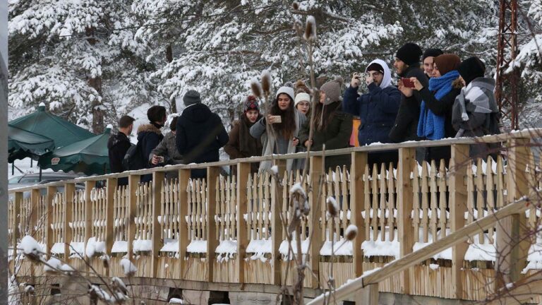 ABANT’A TATİLCİ AKINI