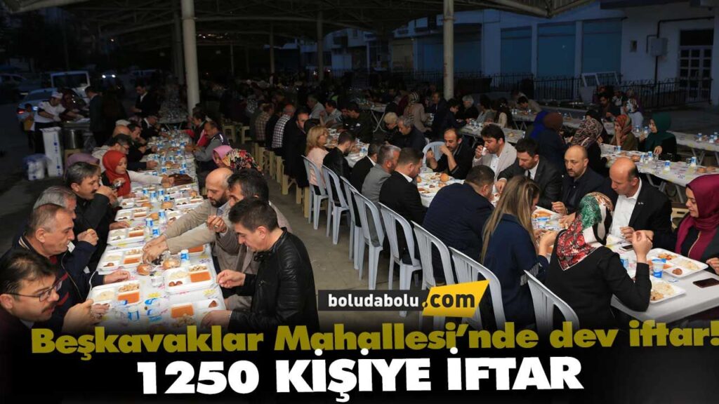 Beşkavaklar Mahallesi’nde dev iftar! Beşkavaklar Mahallesi’nde dev iftar!