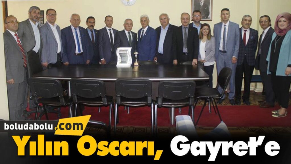 Esnaf Oscarı esnafın başkanına Esnaf Oscarı esnafın başkanına