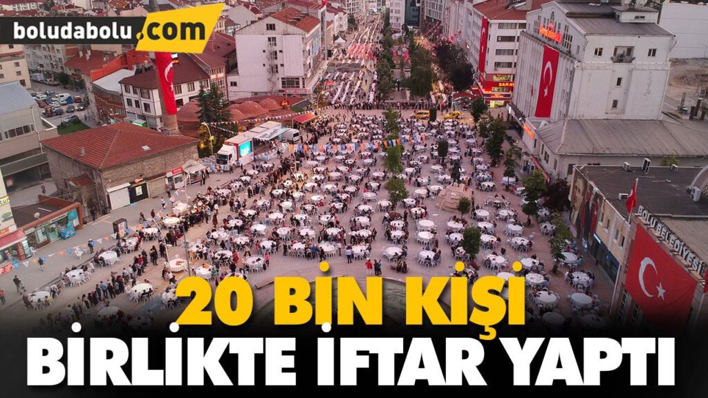 20 BİN KİŞİ BİRLİKTE İFTAR YAPTI 20 BİN KİŞİ BİRLİKTE İFTAR YAPTI