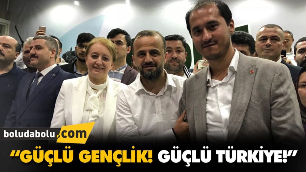 “GÜÇLÜ GENÇLİK! GÜÇLÜ TÜRKİYE!” “GÜÇLÜ GENÇLİK! GÜÇLÜ TÜRKİYE!”