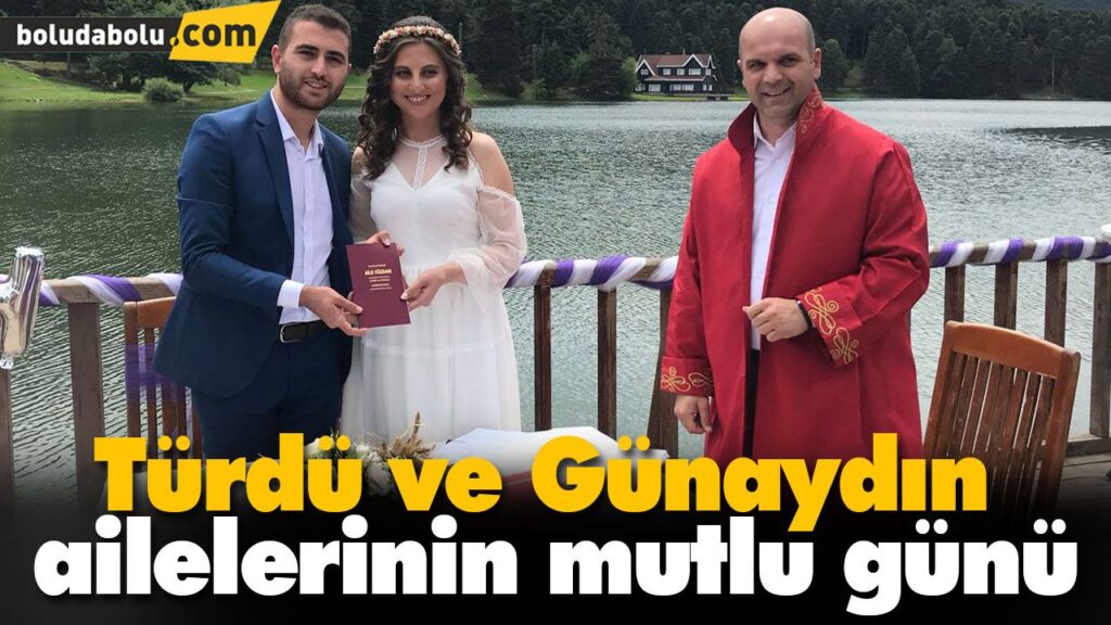 Türdü ve Günaydın ailesinin mutlu günü Türdü ve Günaydın ailesinin mutlu günü
