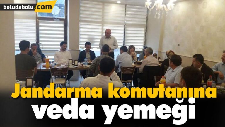Jandarma komutanına veda yemeği