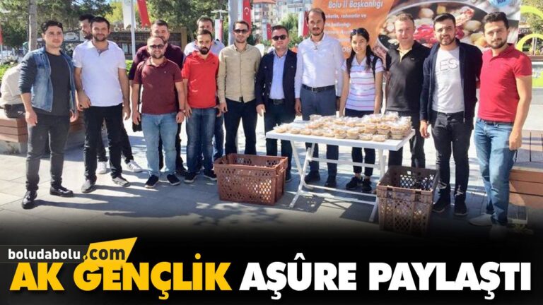 AK GENÇLİK AŞÛRE PAYLAŞTI