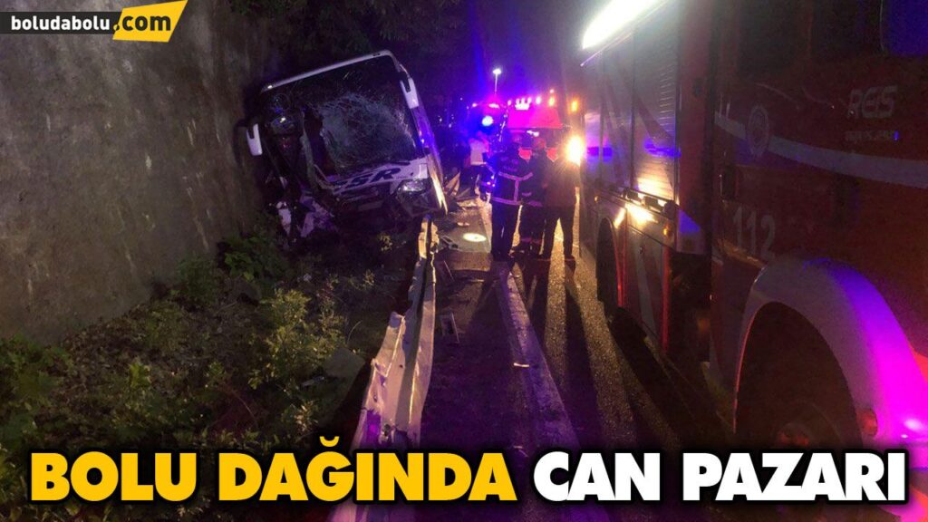 YOLCU OTOBÜSÜ TRAKTÖRLE ÇARPIŞTI: 1 ÖLÜ, 12 YARALI