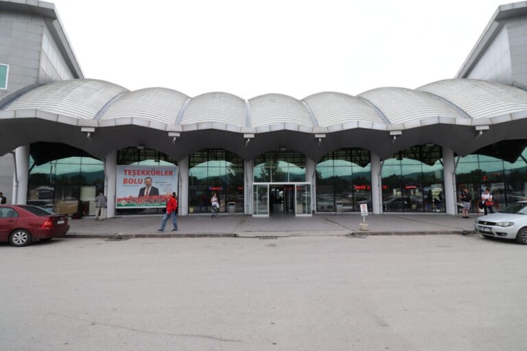 Bolu Şehirler Arası Otobüs Terminali Bolu Şehirler Arası Otobüs Terminali - Firma
