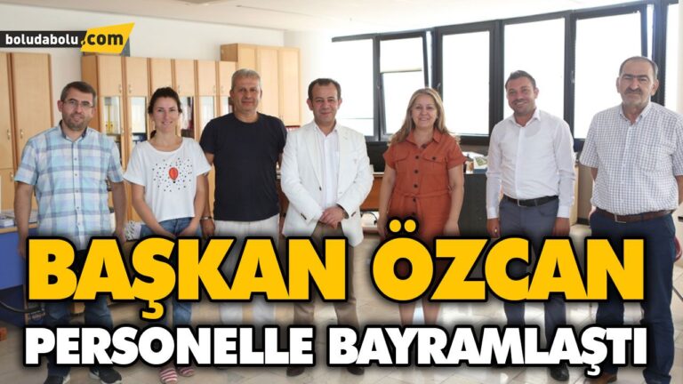 BAŞKAN ÖZCAN PERSONELLE BAYRAMLAŞTI