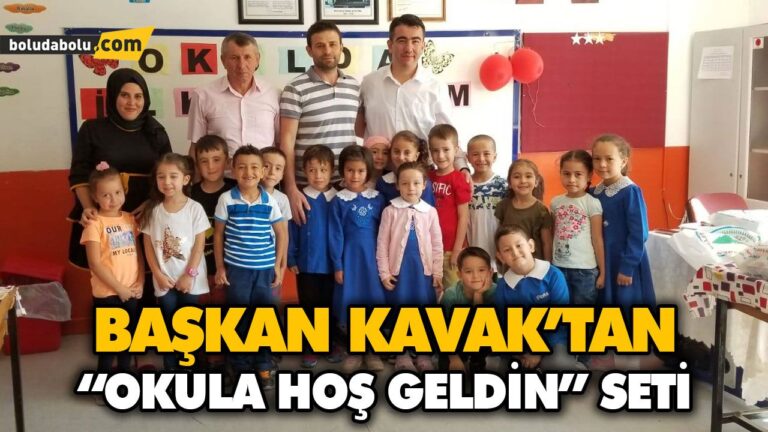 BAŞKAN KAVAK, ÖĞRENCİLERİ İLK GÜN YALNIZ BIRAKMADI