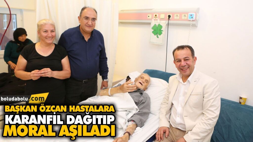 BAŞKAN ÖZCAN HASTALARA KARANFİL DAĞITIP MORAL AŞILADI BAŞKAN ÖZCAN HASTALARA KARANFİL DAĞITIP MORAL AŞILADI