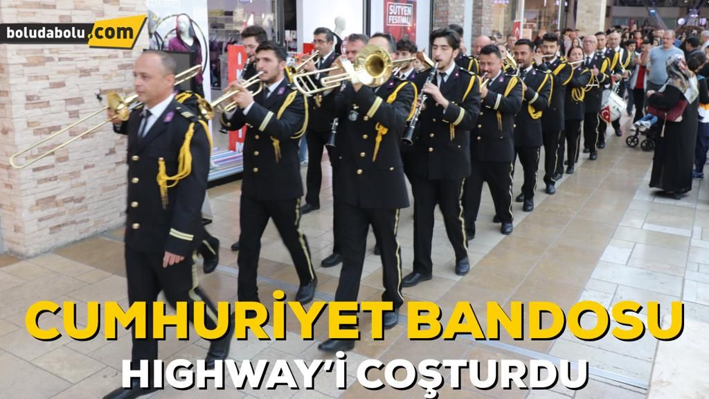 CUMHURİYET BANDOSU HIGHWAY’İ COŞTURDU