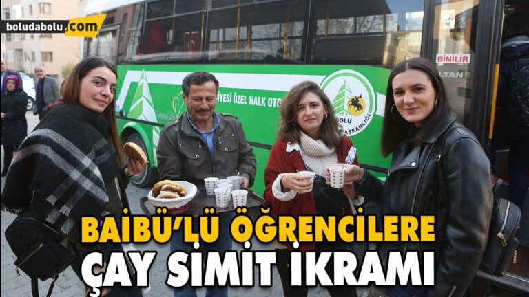 BAİBÜ’LÜ ÖĞRENCİLERE ÇAY SİMİT İKRAMI