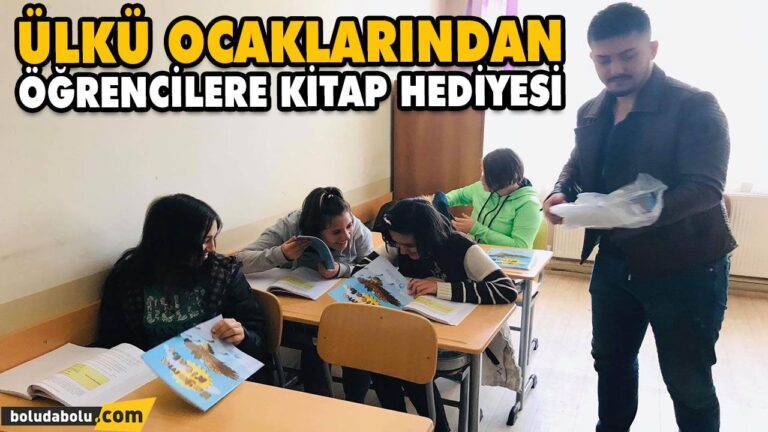 ÜLKÜ OCAKLARINDAN ÖĞRENCİLERE KİTAP HEDİYESİ
