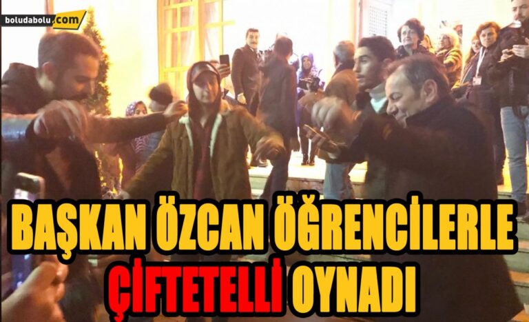 BAŞKAN ÖZCAN ÖĞRENCİLERLE ÇİFTETELLİ OYNADI
