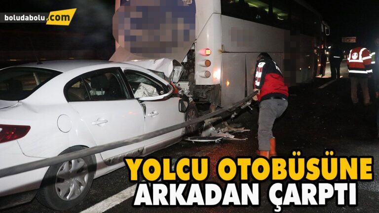 YOLCU OTOBÜSÜNE ARKADAN ÇARPTI