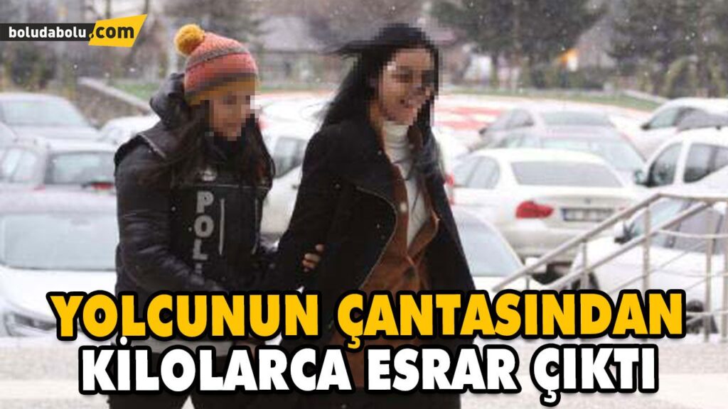 OTOBÜSTE ESRARLA YAKALANDI, ADLİYEYE GÖTÜRÜLÜRKEN GÜLDÜ OTOBÜSTE ESRARLA YAKALANDI, ADLİYEYE GÖTÜRÜLÜRKEN GÜLDÜ