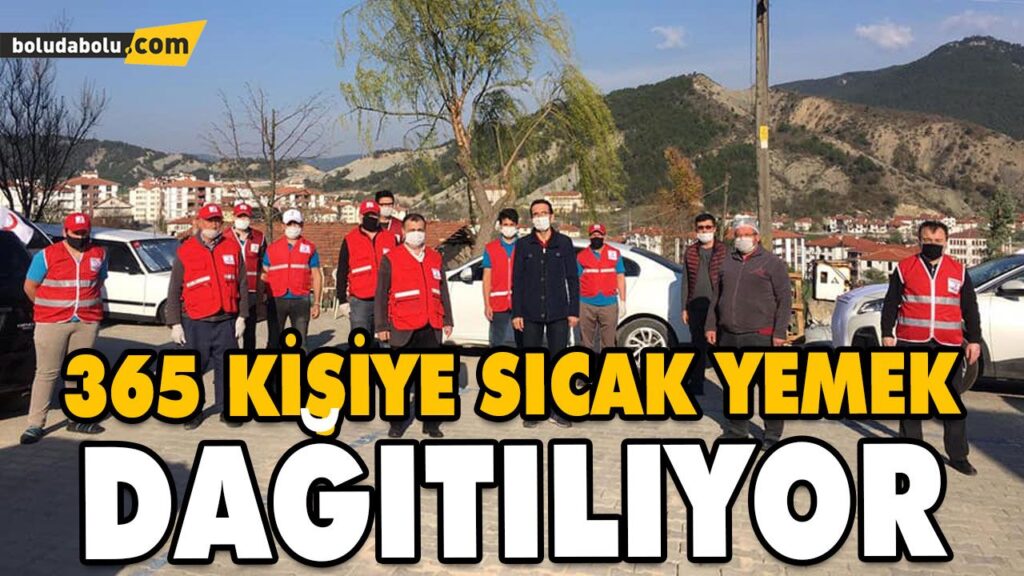 365 KİŞİYE SICAK YEMEK DAĞITILIYOR 365 KİŞİYE SICAK YEMEK DAĞITILIYOR