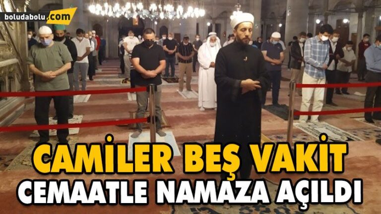 Camiler Beş Vakit Cemaatle Namaza Açıldı