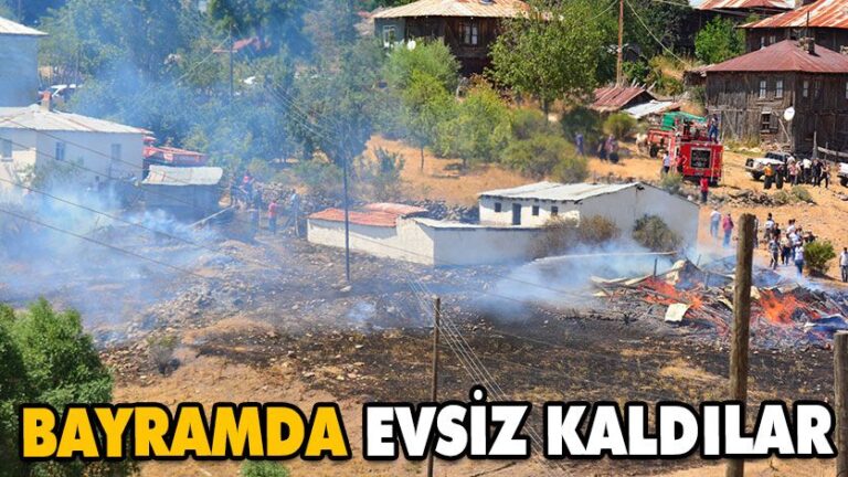 ANIZ YANGINI 2 KATLI EVİ KÜL ETTİ