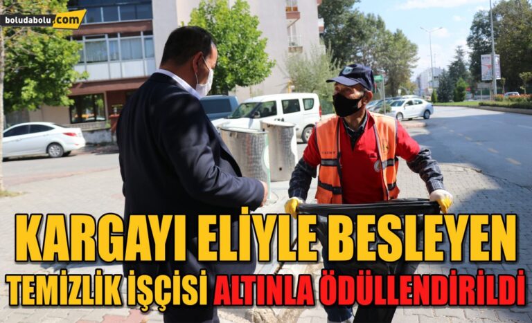 Kargayı eliyle besleyen temizlik işçisi altınla ödüllendirildi