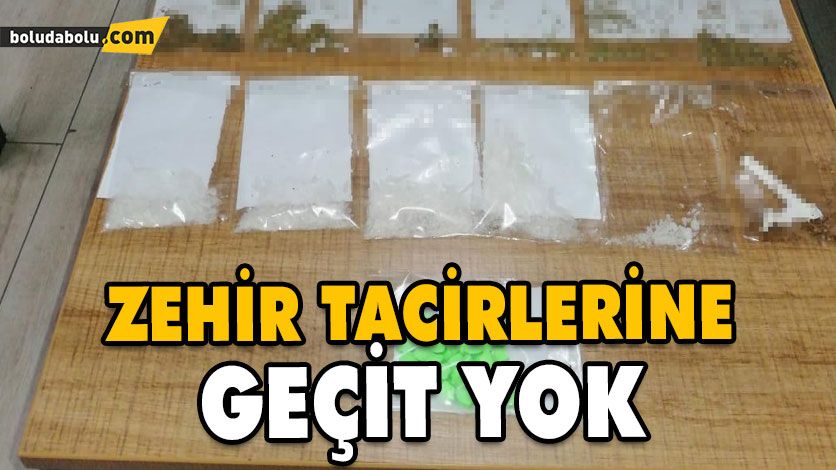 UYUŞTURUCU OPERASYONUNDA 3 KİŞİ GÖZALTINA ALINDI UYUŞTURUCU OPERASYONUNDA 3 KİŞİ GÖZALTINA ALINDI