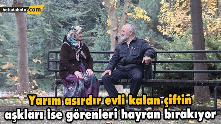 50 YILLIK EŞİNE OLAN AŞKINI 450 ŞİİRLE KAĞIDA DÖKTÜ