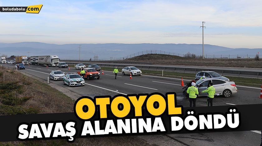 OTOMOBİL KAMYONA ÇARPTI: 3 YARALI