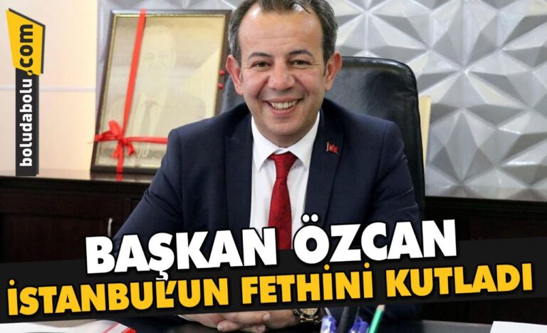 BAŞKAN ÖZCAN FETİHİN 568. YIL DÖNÜMÜNÜ KUTLADI