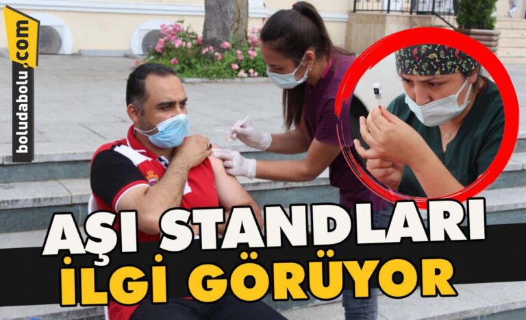 Aşı standları ilgi görüyor