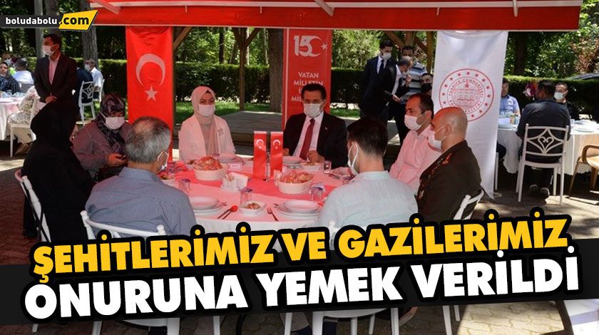 ŞEHİTLERİMİZ VE GAZİLERİMİZ ONURUNA YEMEK VERİLDİ ŞEHİTLERİMİZ VE GAZİLERİMİZ ONURUNA YEMEK VERİLDİ
