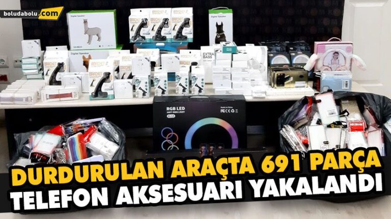 DURDURULAN ARAÇTA 691 PARÇA TELEFON AKSESUARI YAKALANDI