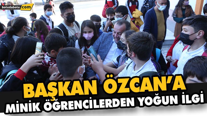 BAŞKAN ÖZCAN’A MİNİK ÖĞRENCİLERDEN YOĞUN İLGİ BAŞKAN ÖZCAN’A MİNİK ÖĞRENCİLERDEN YOĞUN İLGİ