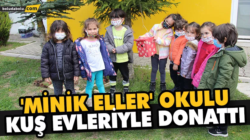 MİNİK ELLER ÖNCE KUŞ YUVALARINI BOYADI SONRA AĞAÇLARA ASTI MİNİK ELLER ÖNCE KUŞ YUVALARINI BOYADI SONRA AĞAÇLARA ASTI