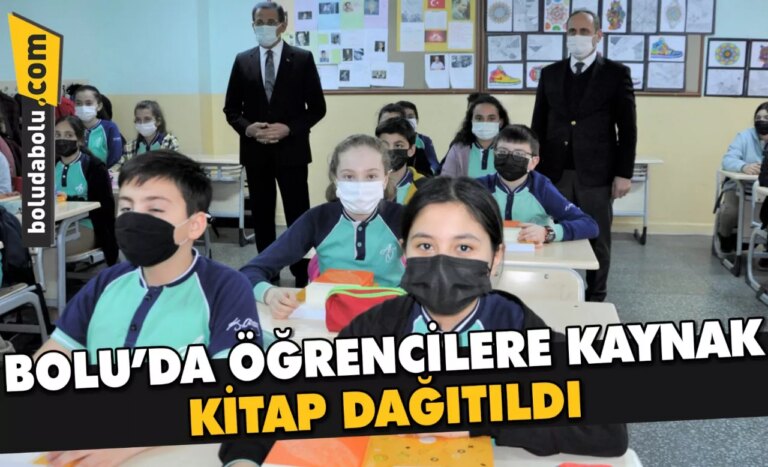 Bolu’da öğrencilere kaynak kitap dağıtıldı
