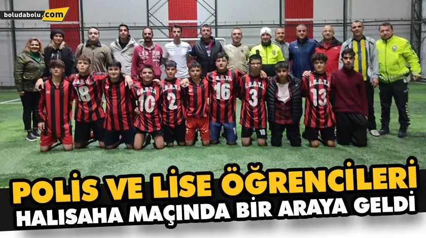 POLİS VE LİSE ÖĞRENCİLERİ HALISAHA MAÇINDA BİR ARAYA GELDİ POLİS VE LİSE ÖĞRENCİLERİ HALISAHA MAÇINDA BİR ARAYA GELDİ