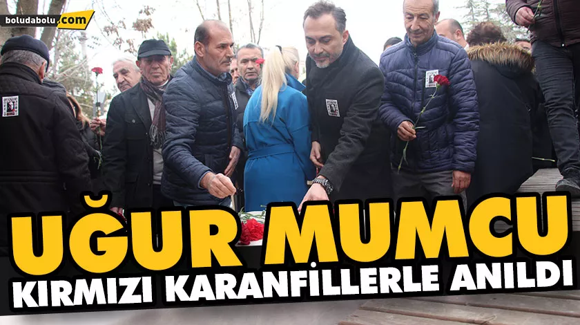 UĞUR MUMCU KIRMIZI KARANFİLLERLE ANILDI UĞUR MUMCU KIRMIZI KARANFİLLERLE ANILDI