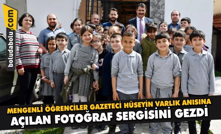 Mengenli öğrenciler, gazeteci Hüseyin Varlık anısına açılan fotoğraf sergisini gezdi