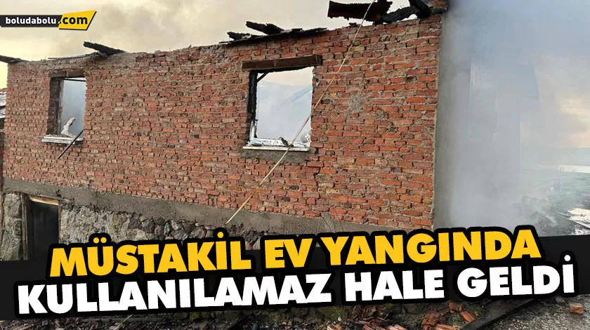 MÜSTAKİL EV YANGINDA KULLANILAMAZ HALE GELDİ