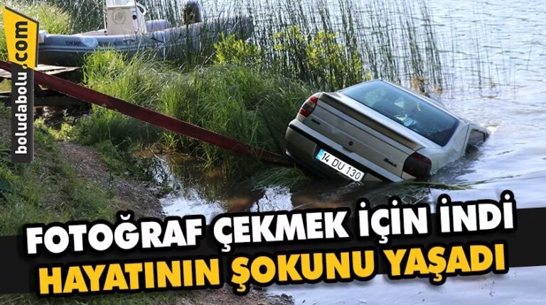Abant’ta sürücünün el frenini çekmeyi unuttuğu otomobil göle düştü