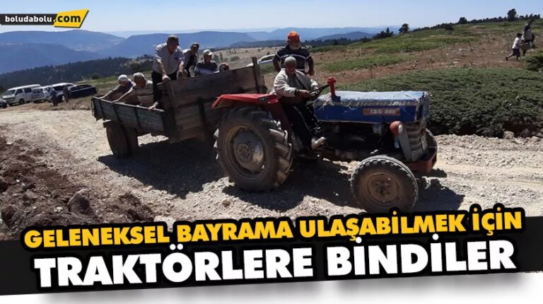 Geleneksel bayrama ulaşabilmek için traktörlere bindiler