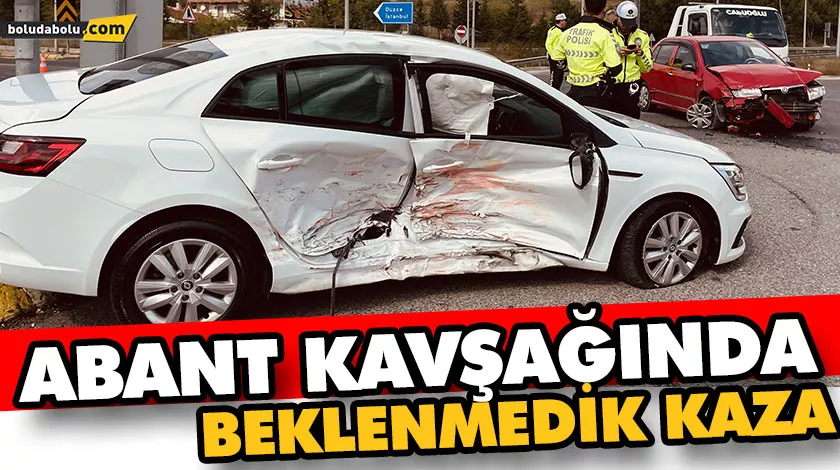 İKİ OTOMOBİLİN ÇARPIŞTIĞI KAZADA 3 KİŞİ YARALANDI İKİ OTOMOBİLİN ÇARPIŞTIĞI KAZADA 3 KİŞİ YARALANDI