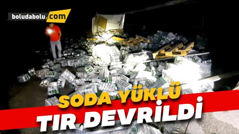 Soda yüklü tır devrildi