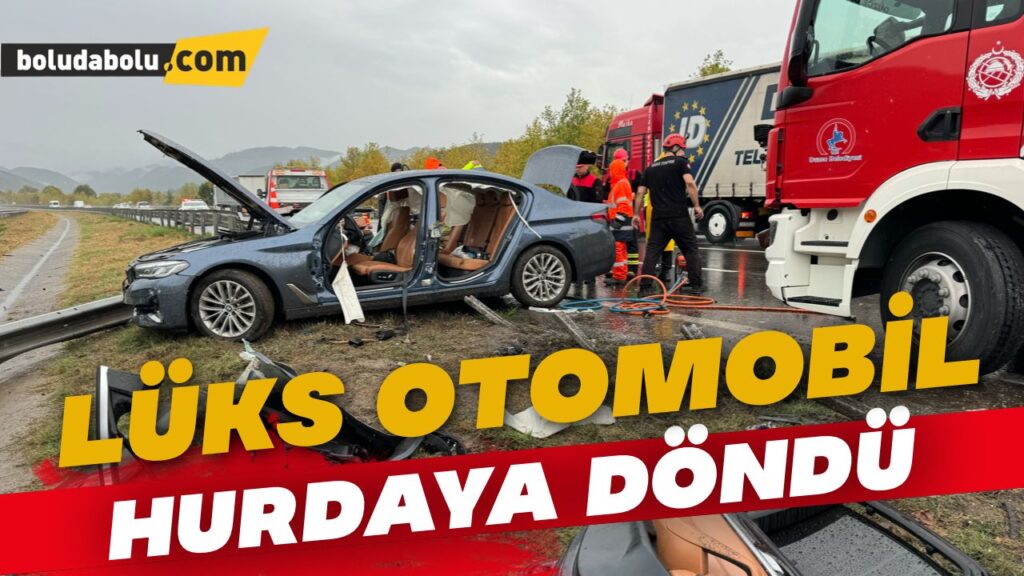 Otoyolda bariyerleri yerinden söken lüks otomobil hurdaya döndü: 2 yaralı Otoyolda bariyerleri yerinden söken lüks otomobil hurdaya döndü: 2 yaralı