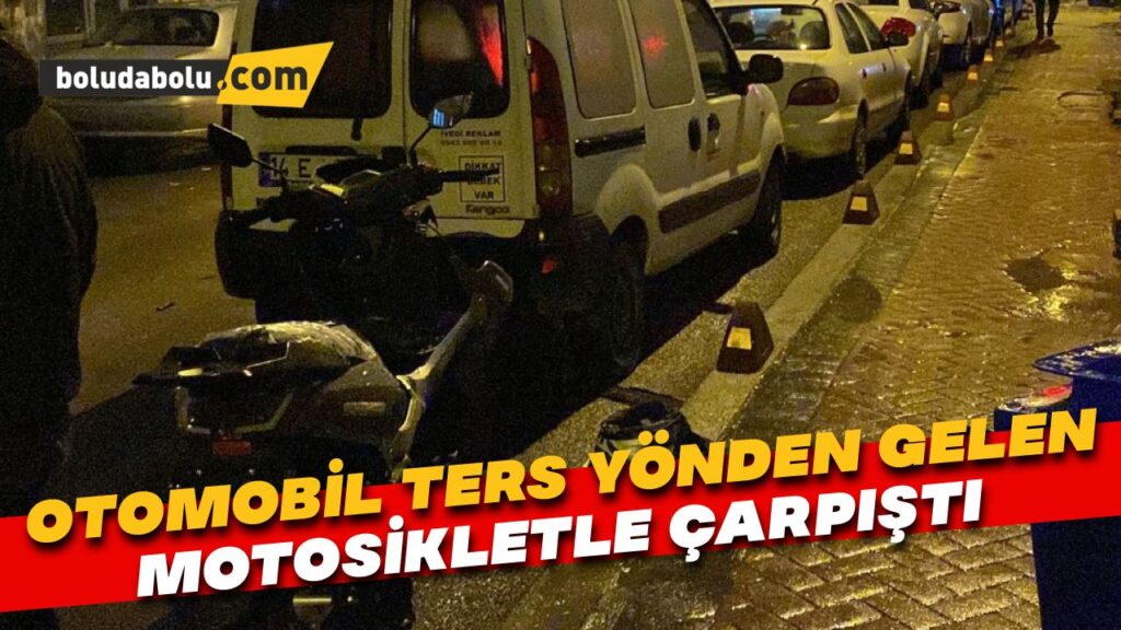 Otomobil ters yönden gelen motosikletle çarpıştı: 2 yaralı Otomobil ters yönden gelen motosikletle çarpıştı: 2 yaralı